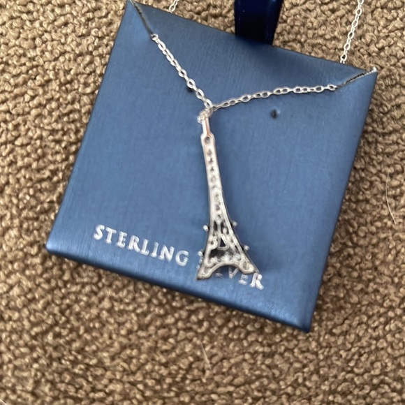Contessa Di Capri Sterling Silver 925 Eiffel Tower On Delicate Chain Necklace - Picture 3 of 5